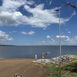 Beach Point Campground - Lake