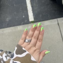 Top Nails