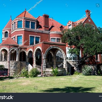 Galveston Tour - Discover the beautiful, grand Mansions on Galveston Island. - Walking Tours Near Me Galveston Tour - Discover the beautiful, grand Mansions on Galveston Island. - Walking Tours Near Me