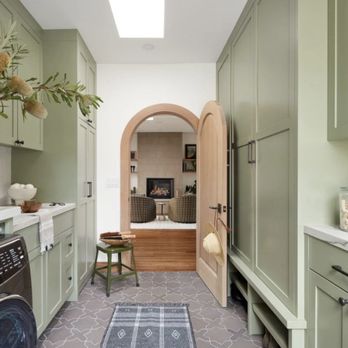 EDR Design Build - Addition of new custom mudroom seamlessly added to house - General Contractors Near Me - Los Gatos, California EDR Design Build - Addition of new custom mudroom seamlessly added to house - General Contractors Near Me - Los Gatos, California
