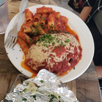 Mama's Cafe Baci - Italian Near Me - Hackettstown, New Jersey