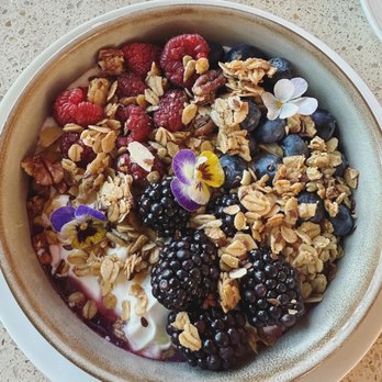 Waverly - Yogurt bowl - Breakfast & Brunch Near Me - Cardiff, California Waverly - Yogurt bowl - Breakfast & Brunch Near Me - Cardiff, California