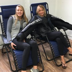 Cryo Central - Cedar Grove - Mother/Daughter recovery session