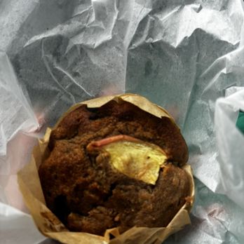 Crossroads Coffee & Ice Cream - Spiced apple muffin - Coffee & Tea Near Me - Richmond, Virginia Crossroads Coffee & Ice Cream - Spiced apple muffin - Coffee & Tea Near Me - Richmond, Virginia