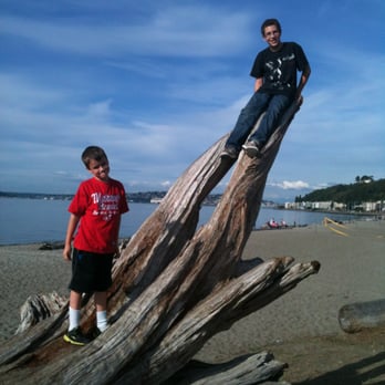Alki Beach Park - Parks Near Me - Seattle, Washington