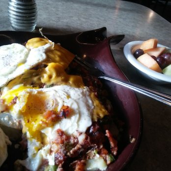 Round the Clock - American Near Me - Highland, Indiana