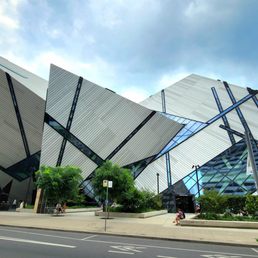 Exterior outside entrance of Royal Ontario Museum - Storefront - Toronto, Ontario Exterior outside entrance of Royal Ontario Museum - Storefront - Toronto, Ontario