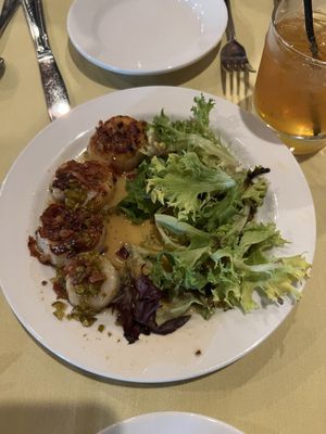 Tommy's Restaurant by null
