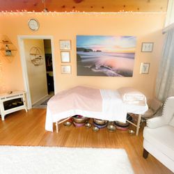 Missoula Health and Wellness - Beautiful and comforting healing space at the base of the South Hills in Missoula, Montana.