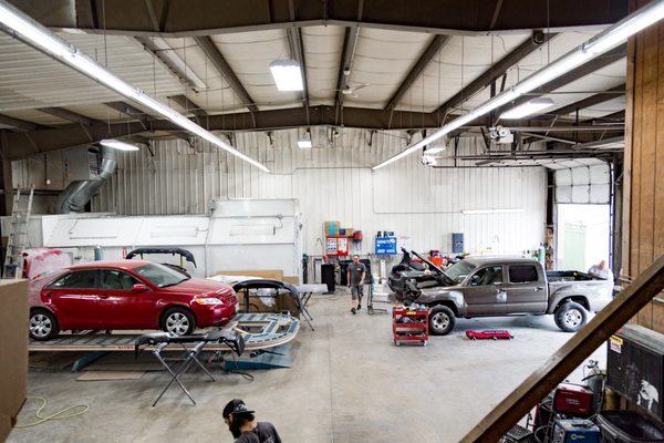 Hendricks Auto Body