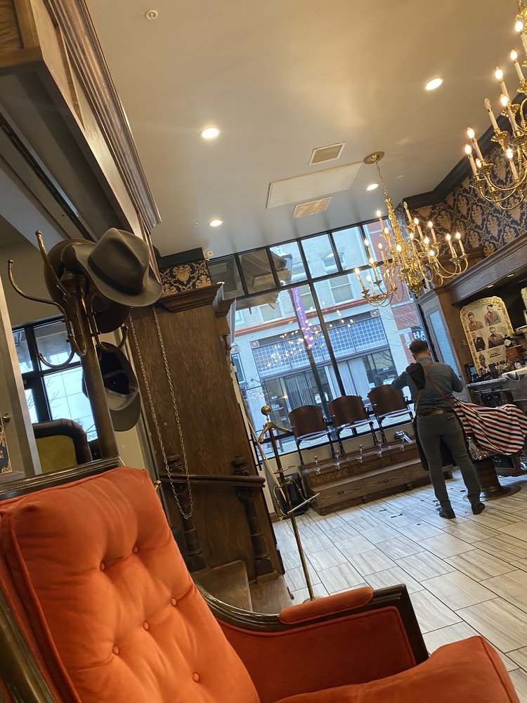 DAPPER 11 Photos & 21 Reviews 312 Park Central E, Springfield, MO