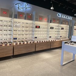 LensCrafters