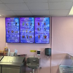 La Reyna De Michoacan - Very Clean