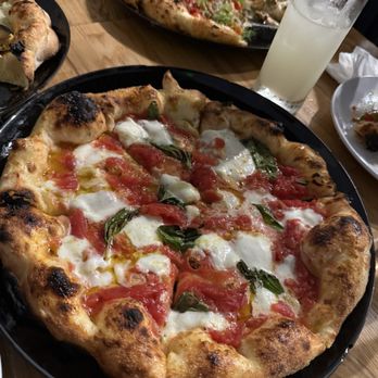Sei Pizza Bar - Margherita Special - Pizza Near Me - Los Angeles, California