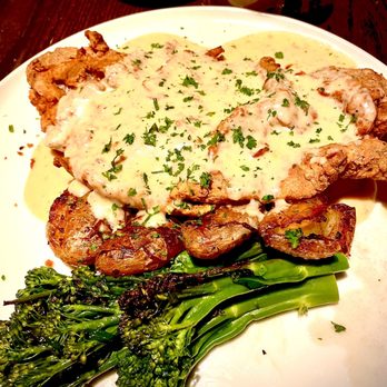 Republic Gastropub - Chicken fried steak - Gastropubs Near Me - Bloomfield, Connecticut Republic Gastropub - Chicken fried steak - Gastropubs Near Me - Bloomfield, Connecticut