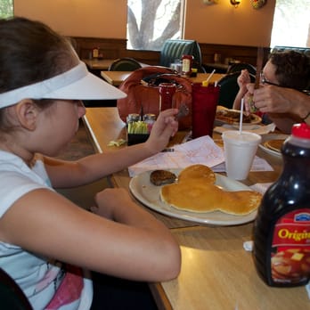 Big Cup Eatery - American Near Me - Glen Rose, Texas Big Cup Eatery - American Near Me - Glen Rose, Texas