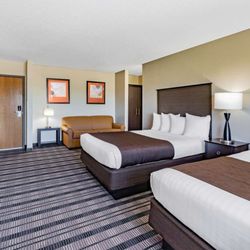 AmericInn by Wyndham Apple Valley - Guest room