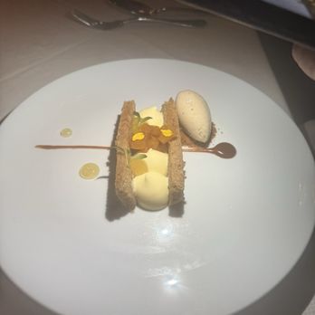 Restaurant August - Hummingbird dessert - New American Near Me - New Orleans, Louisiana Restaurant August - Hummingbird dessert - New American Near Me - New Orleans, Louisiana