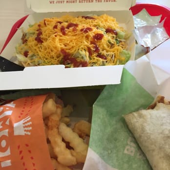 Del Taco - Wow crunchada with beans fries and burrito less then five bucks - Mexican Near Me - Livonia, Michigan
