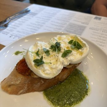 Sixty Vines - Burrata - New American Near Me - Miami, Florida