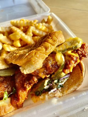 Dave's Hot Chicken by null