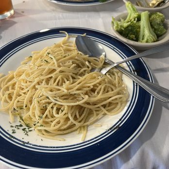 Kostas Cafe - Greek pasta, but without feta - Greek Near Me - Dallas, Texas
