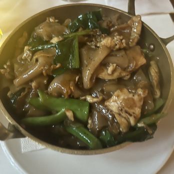 Spice - Drunken Noodles - Thai Near Me - New York, New York