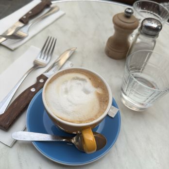 La Grappe d'Or - Café creme - French Near Me - Paris, 75 La Grappe d'Or - Café creme - French Near Me - Paris, 75