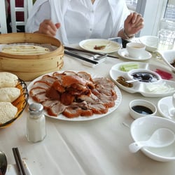 朝陽飯莊 - Peking duck