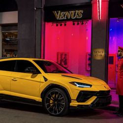 Venus Night Club - Yellow billionaire supercar at Venus Club Milan VIP valet guarding the dream car under neon luxury nightlife vibes.