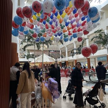 South Coast Plaza - Cheerful balloons - Shopping Centers Near Me - Costa Mesa, California