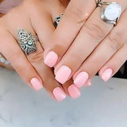 Dreams and Nails - Gel Manicure with structure gel