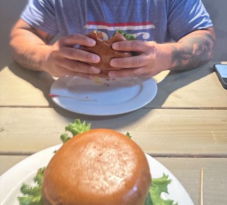 Native Burger by null