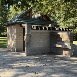 River Heritage Park - Restrooms