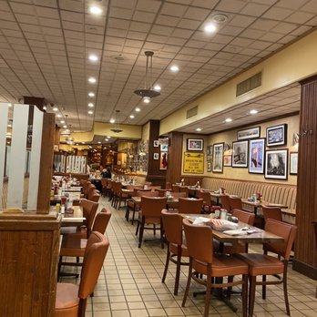 Junior's Restaurant - Bakeries Near Me - Brooklyn, New York Junior's Restaurant - Bakeries Near Me - Brooklyn, New York