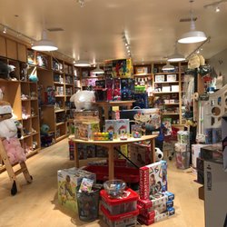 Toy Crazy - A staple in Marin. I always end up in this store whenever I visit Marin Country Mart. Great place to pick up gifts.