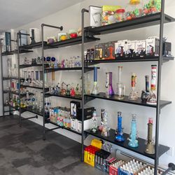 Smokey Bear Smoke Shop