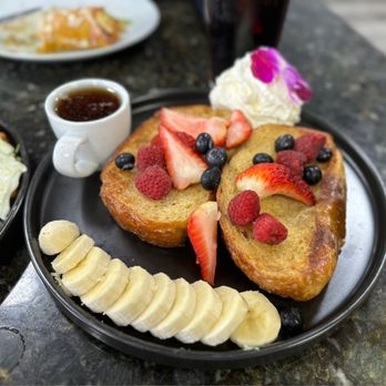 Tata's Cafe - French toast - Breakfast & Brunch Near Me - Hawthorne, California Tata's Cafe - French toast - Breakfast & Brunch Near Me - Hawthorne, California