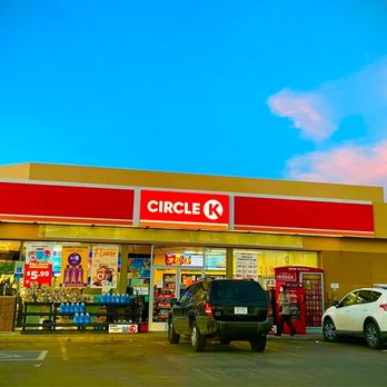 Circle K - a car parked in front of a convenience store - Gas Stations Near Me - Aurora, Colorado Circle K - a car parked in front of a convenience store - Gas Stations Near Me - Aurora, Colorado