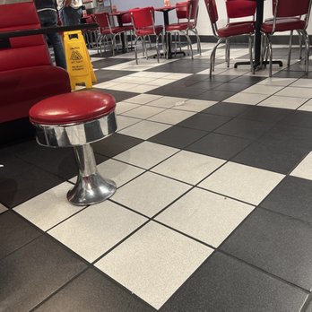Freddy's - Dining area - Burgers Near Me - Tucson, Arizona Freddy's - Dining area - Burgers Near Me - Tucson, Arizona