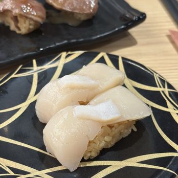 Waka Sakura Sushi Restaurant - Scallop Nigiri - very good! - Sushi Bars Near Me - Kapolei, Hawaii