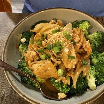 Chang Thai - Pad Peanut Sauce - Thai Near Me - Charlottesville, Virginia Chang Thai - Pad Peanut Sauce - Thai Near Me - Charlottesville, Virginia