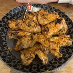 Nando's - Hot wings count 12