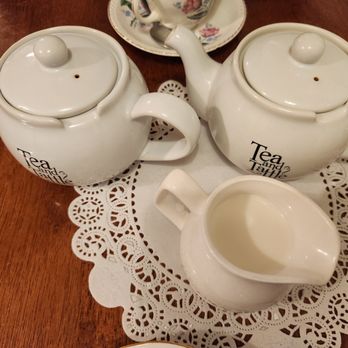 Tea and Tattle - Earl Grey, English Breakfast - British Near Me - London, XGL Tea and Tattle - Earl Grey, English Breakfast - British Near Me - London, XGL