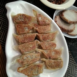 Shin-Sen-Gumi Hakata Ramen - Little Tokyo - 12 piece gyoza for $5.15