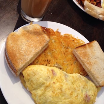 @Union - Meat lover's omelette with hash browns and white toast - Breakfast & Brunch Near Me - Allston, Massachusetts @Union - Meat lover's omelette with hash browns and white toast - Breakfast & Brunch Near Me - Allston, Massachusetts