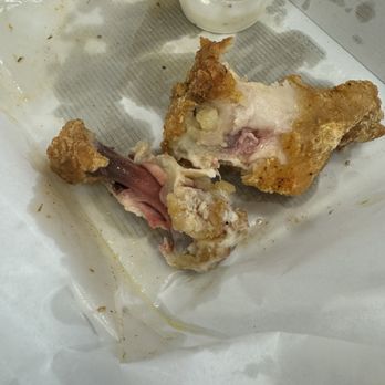 Charleys Cheesesteaks - Uncooked 10 PC CLASSIC WINGS - Cheesesteaks Near Me - Harbor, Hawaii Charleys Cheesesteaks - Uncooked 10 PC CLASSIC WINGS - Cheesesteaks Near Me - Harbor, Hawaii