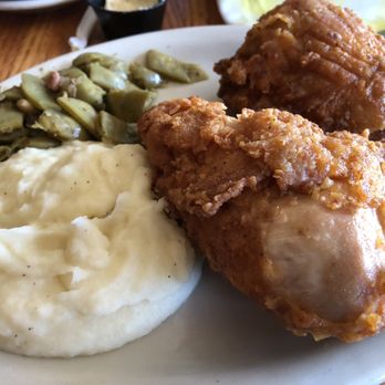 Old Mill Restaurant - Fried chicken lunch - American Near Me - Pigeon Forge, Tennessee