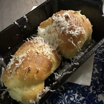 Salt and Iron - Garlic Bread Knots - Seafood Near Me - Edmonds, Washington Salt and Iron - Garlic Bread Knots - Seafood Near Me - Edmonds, Washington