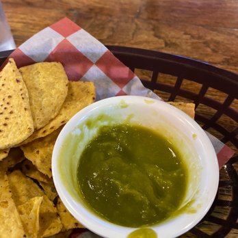 Rosa's Cantina - Very tasty green salsa! - Mexican Near Me - El Paso, Texas